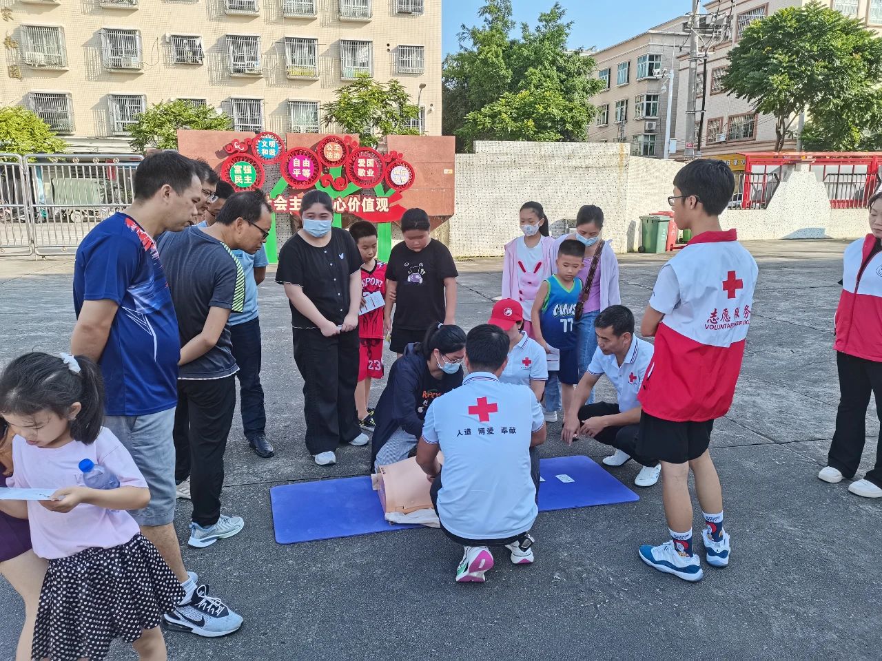 海丰县开展AED使用与应急救护技能培训