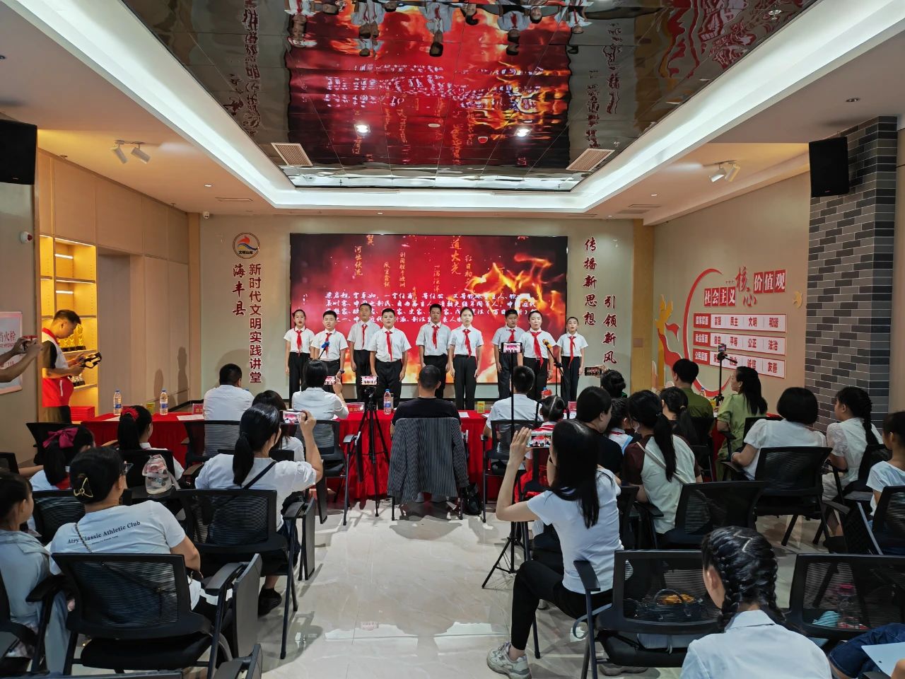 海丰县举办第六届“演说中国”全国青少年演讲与朗诵艺术展示活动 ... ...