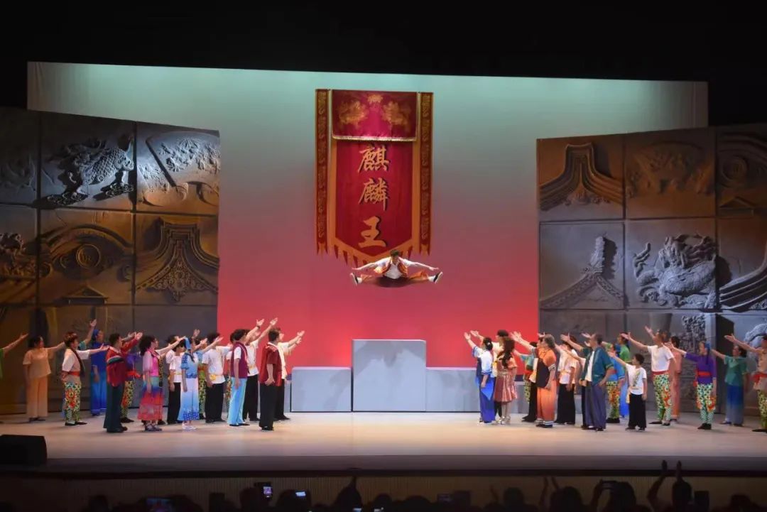 汕尾新编西秦戏现代剧《麒麟夺锦》彩排演出圆满成功 观众反响热烈 ... ...